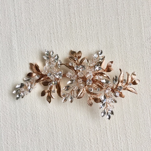 Bridal Hair Clip in Rose Gold - Picture 2 of 5